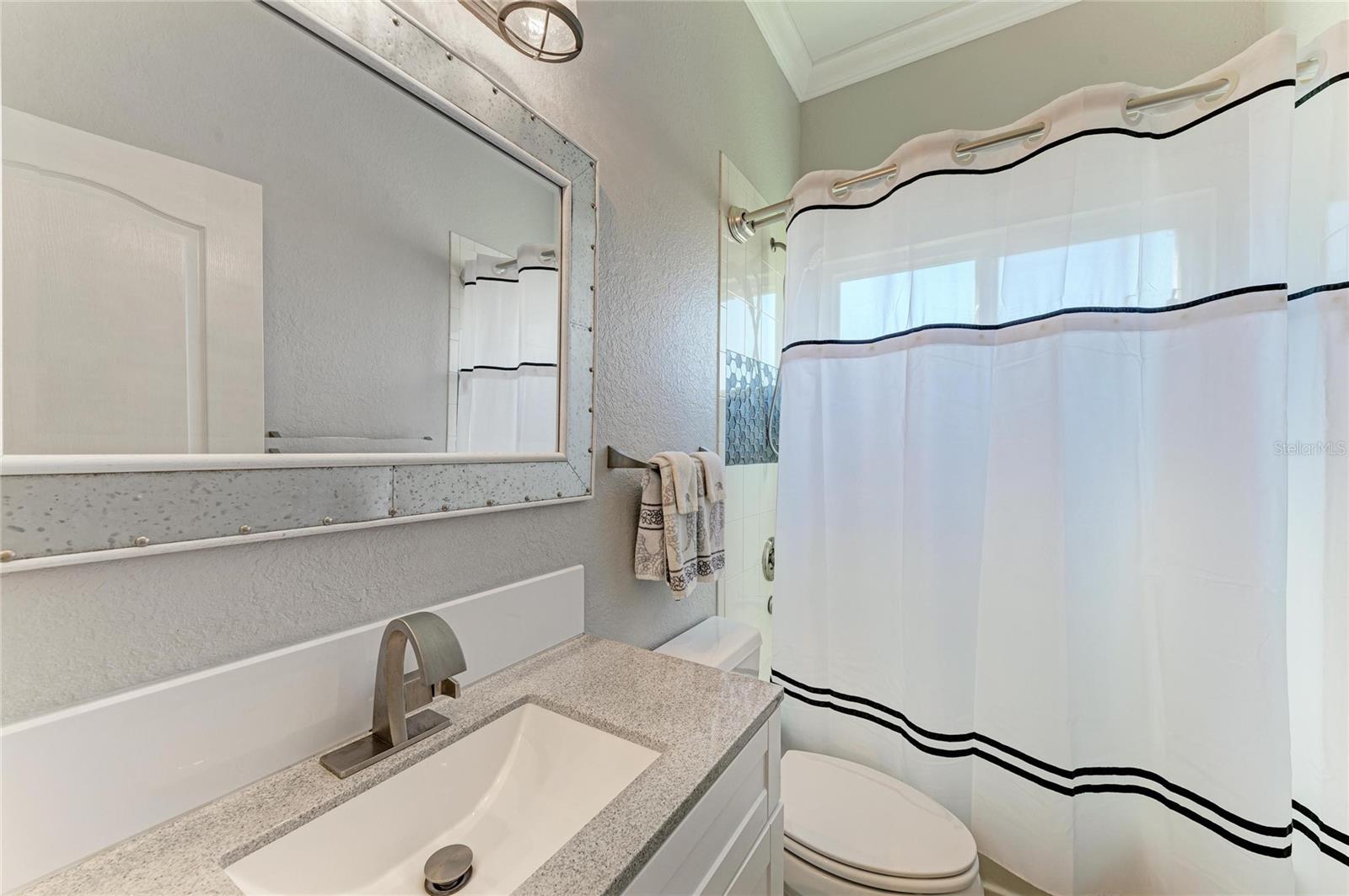 Image 56 of 98 For 270 Petrel Trail