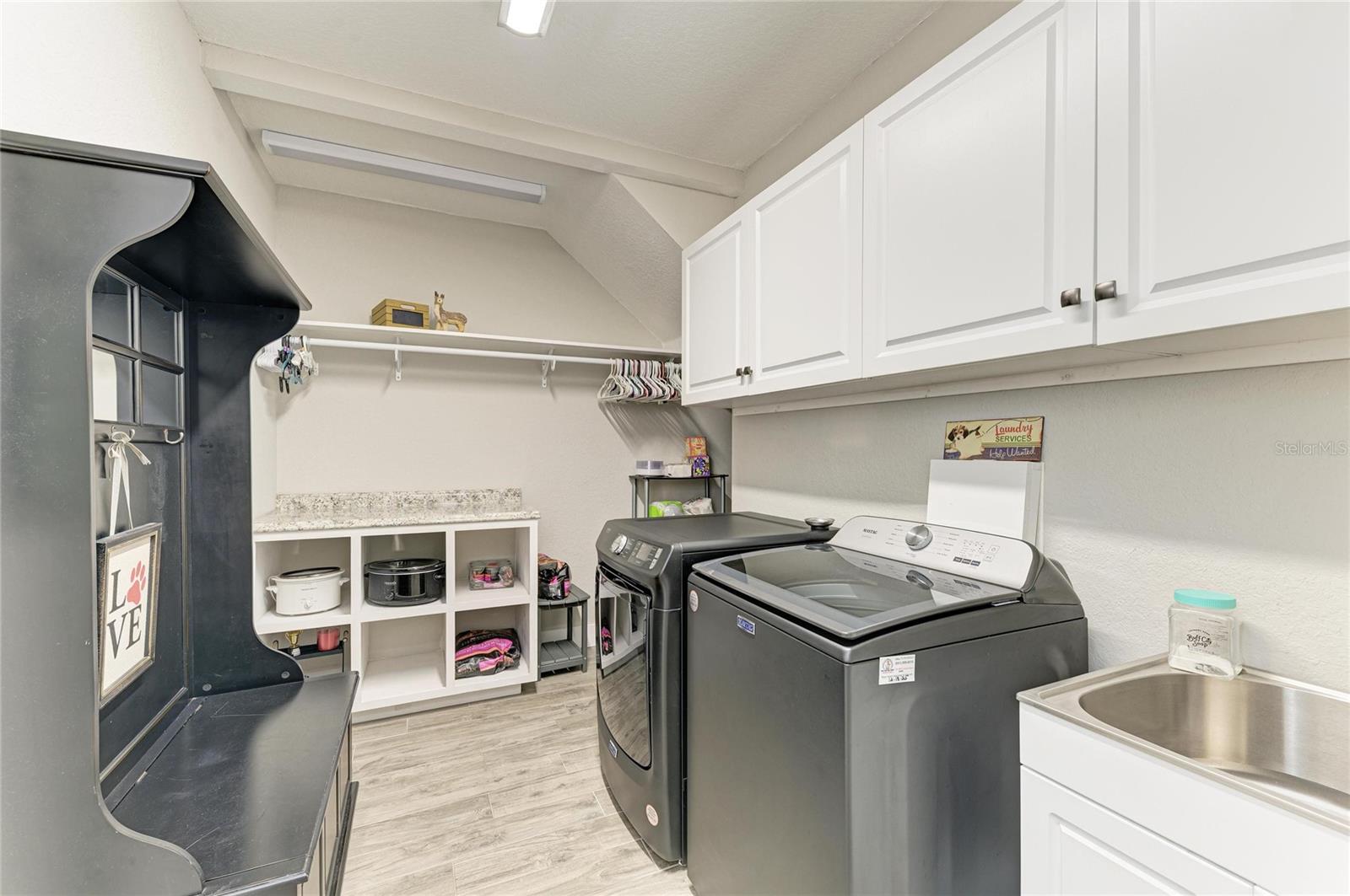 Image 59 of 98 For 270 Petrel Trail