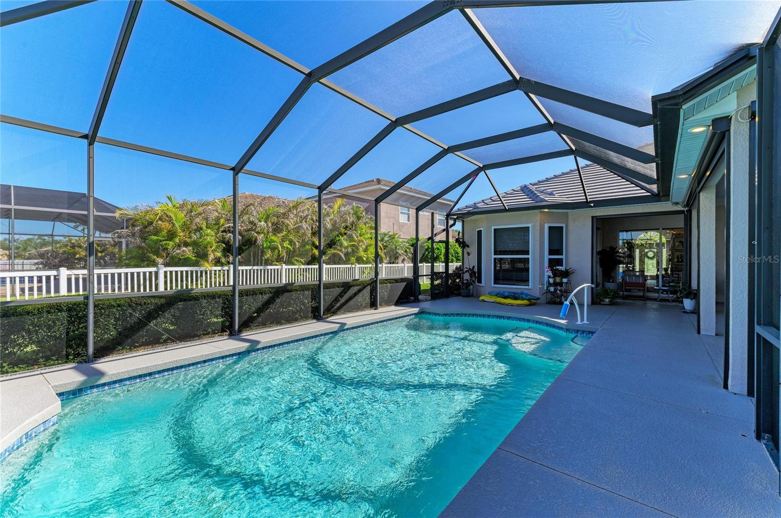 Image 66 of 98 For 270 Petrel Trail