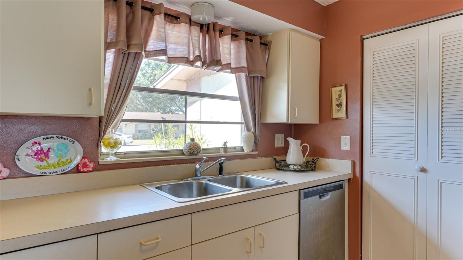 Image 10 of 39 For 4591 Mohican Trail 137