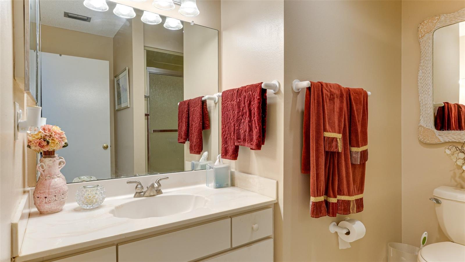 Image 20 of 39 For 4591 Mohican Trail 137