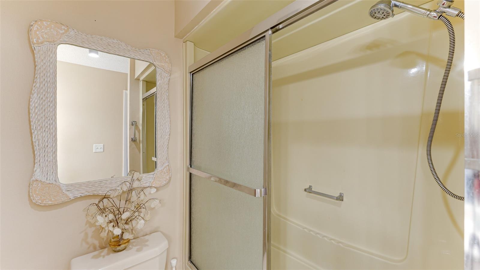 Image 21 of 39 For 4591 Mohican Trail 137