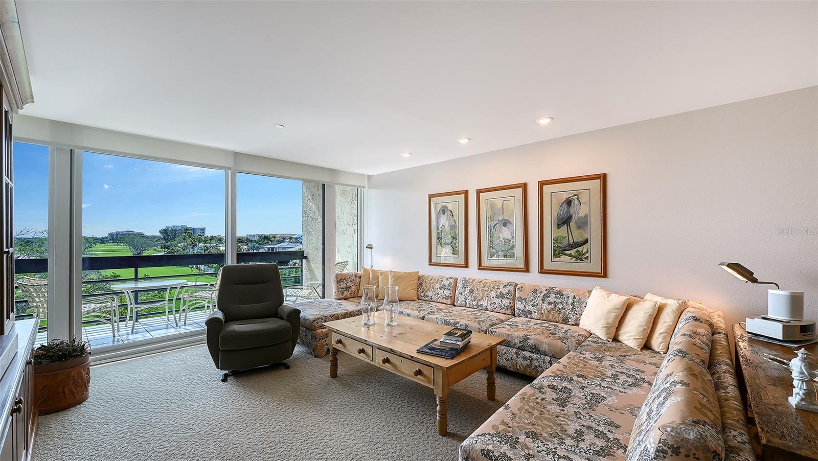 Image 41 of 41 For 1085 Gulf Of Mexico Drive 404