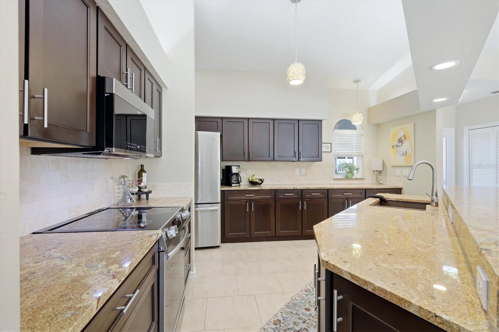 Image 14 of 63 For 3746 Surrey Lane