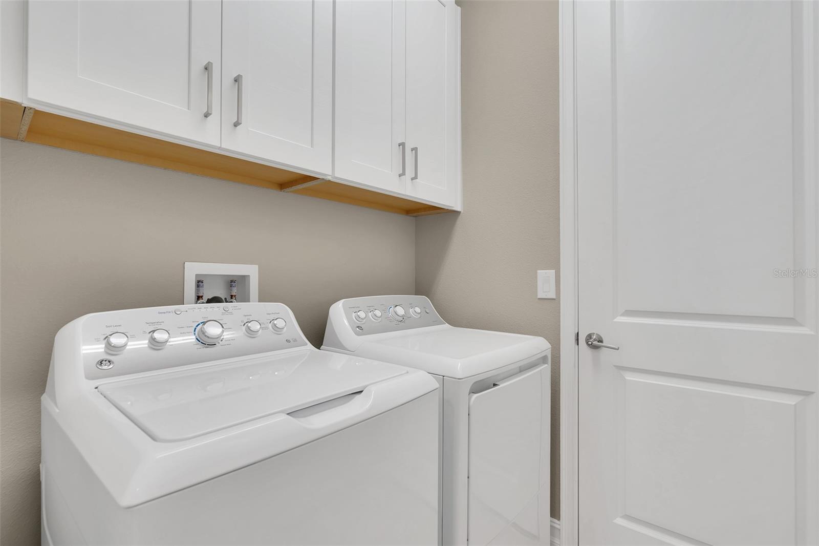 Image 19 of 54 For 2217 6th Street E