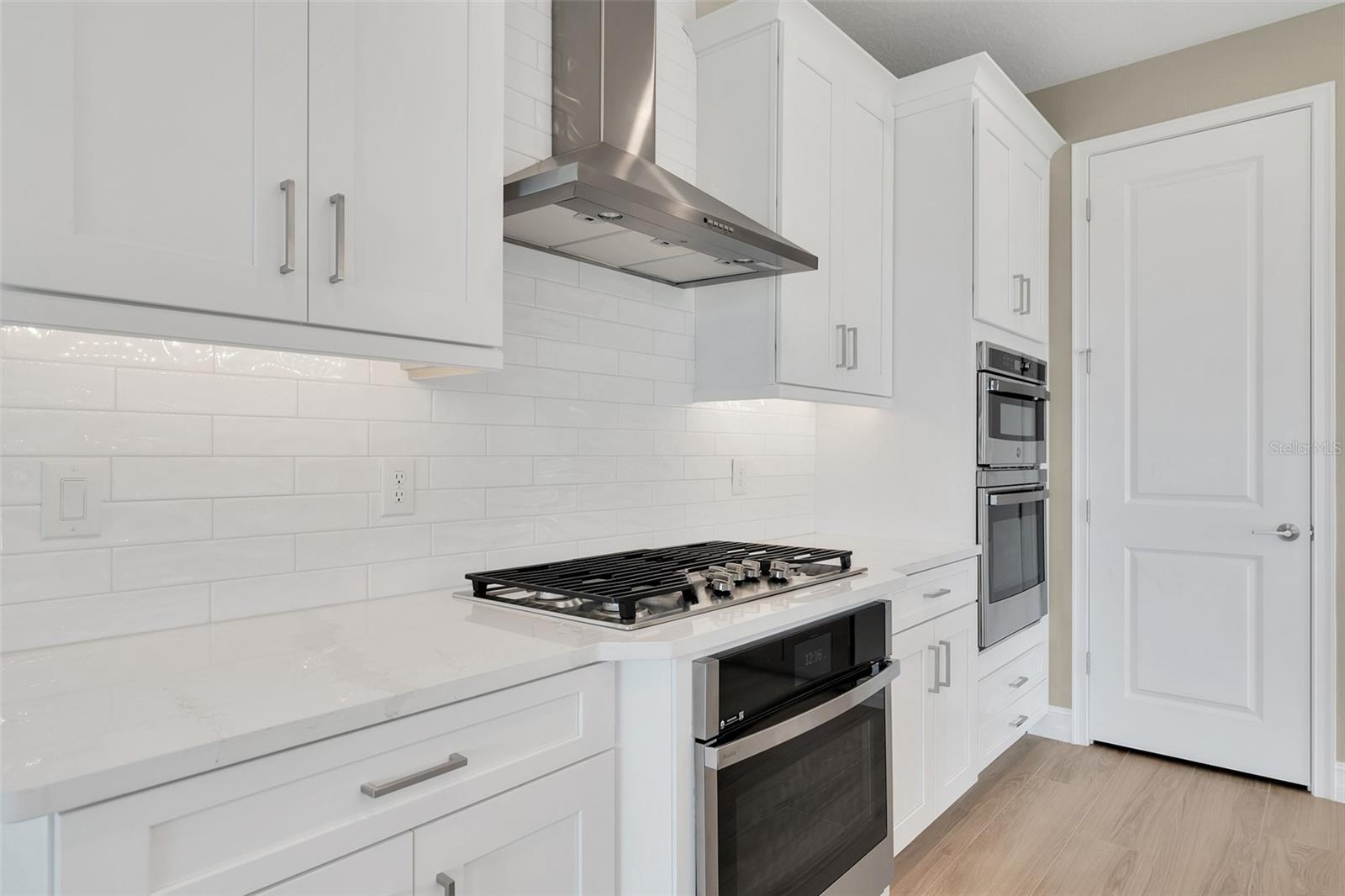 Image 3 of 54 For 2217 6th Street E