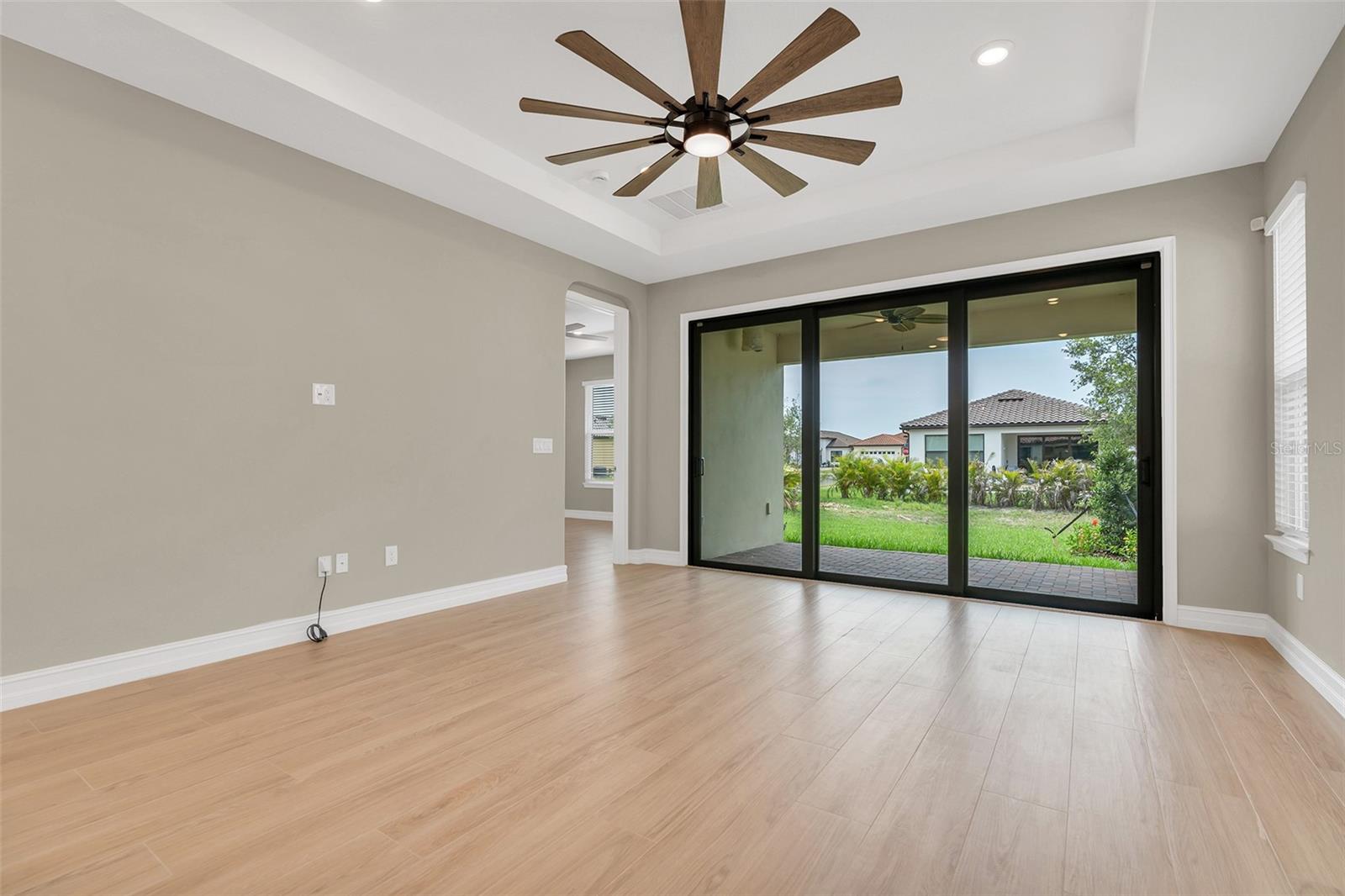 Image 5 of 54 For 2217 6th Street E