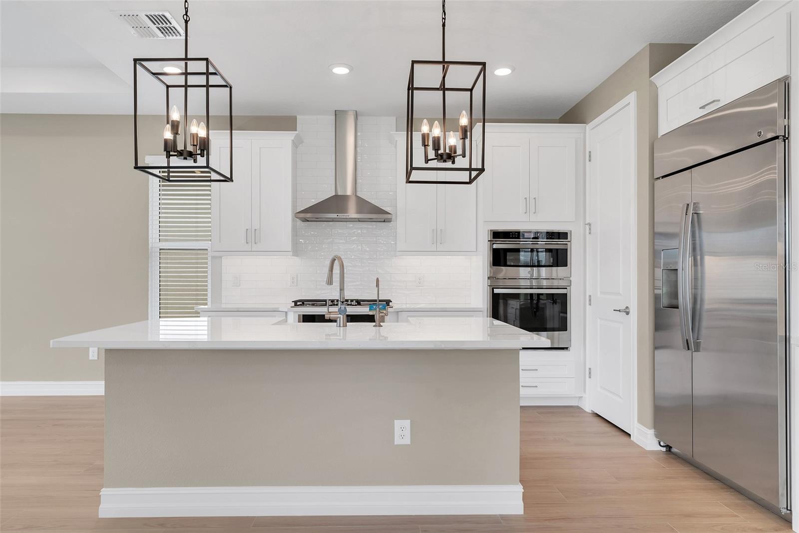 Image 9 of 54 For 2217 6th Street E