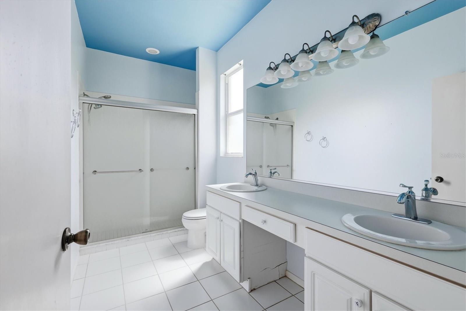 Image 18 of 31 For 5006 45th Street W