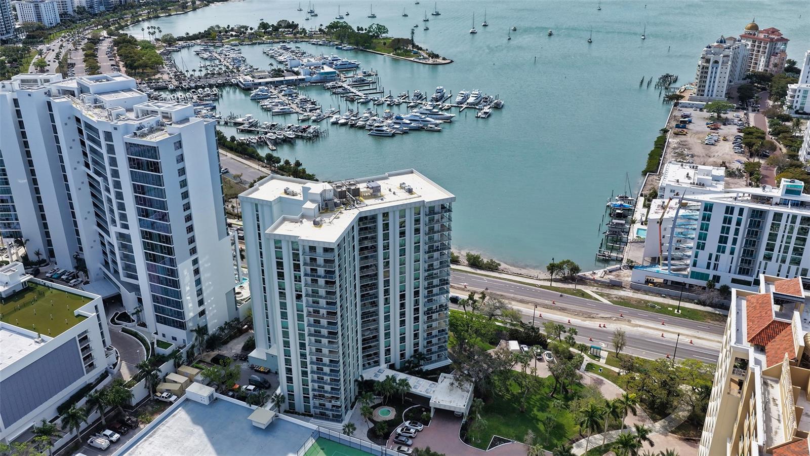 Image 2 of 41 For 1111 Gulfstream Avenue 10e