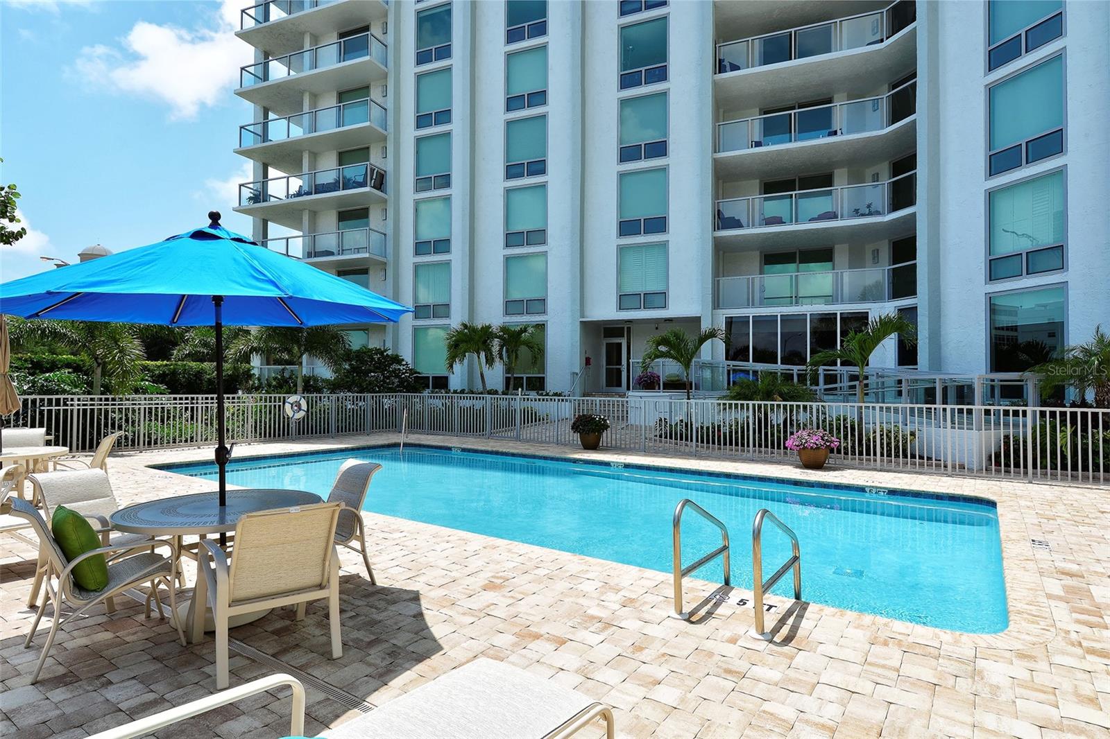 Image 25 of 41 For 1111 Gulfstream Avenue 10e