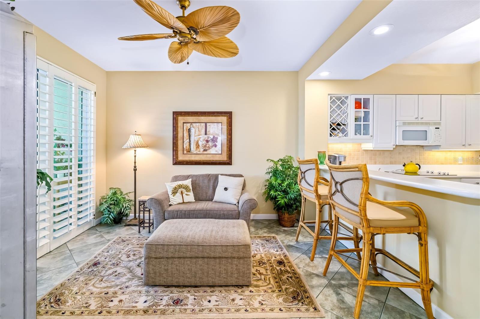 Image 15 of 64 For 1280 Dolphin Bay Way 504