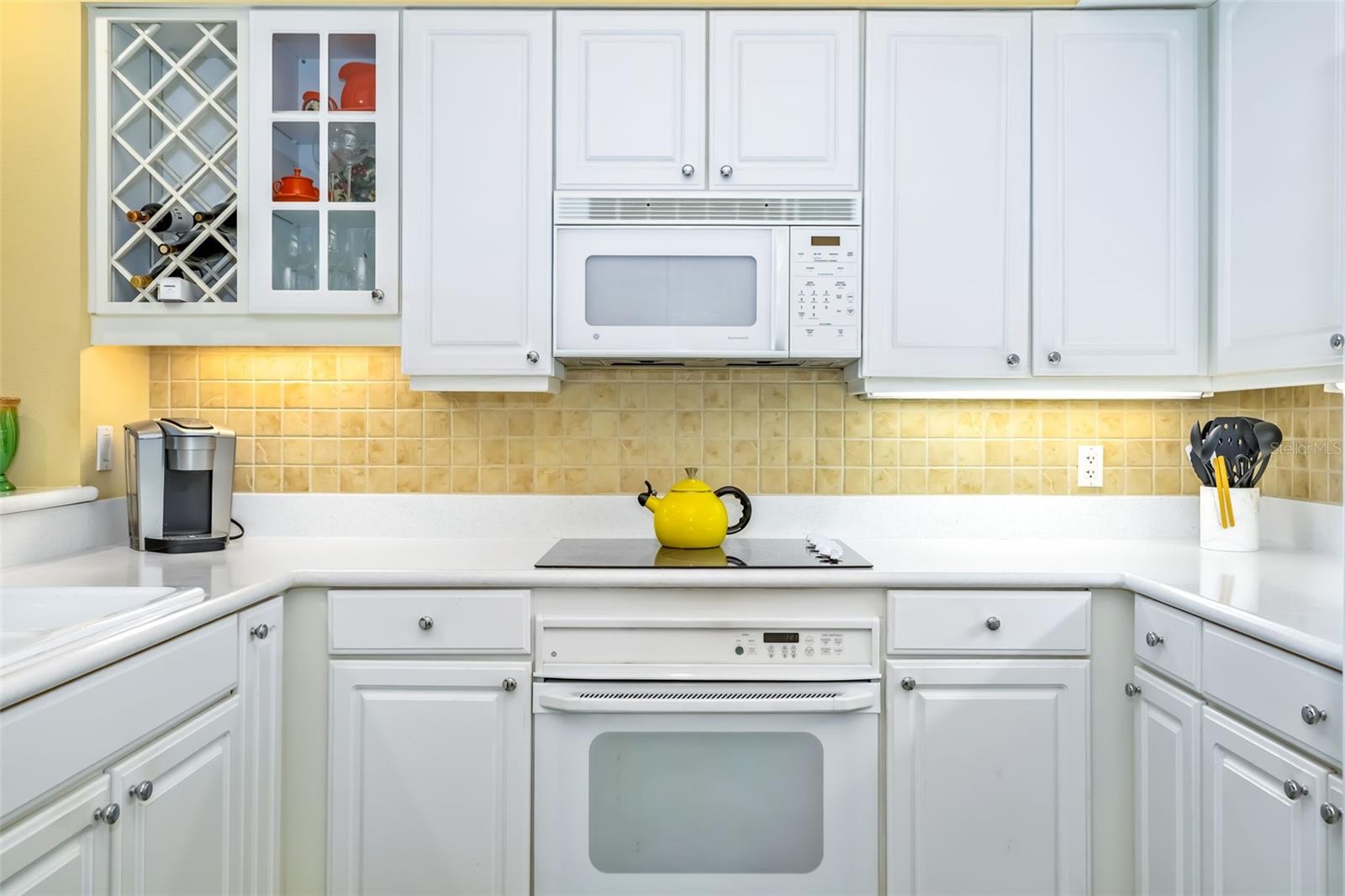 Image 20 of 64 For 1280 Dolphin Bay Way 504