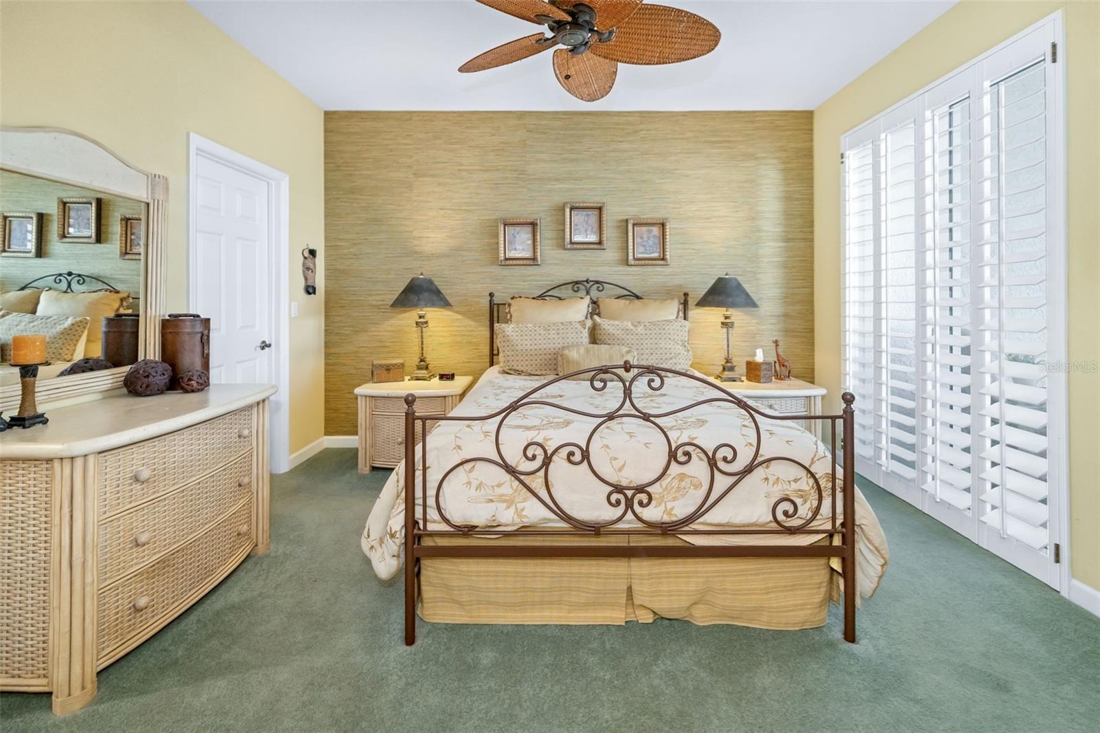 Image 36 of 64 For 1280 Dolphin Bay Way 504