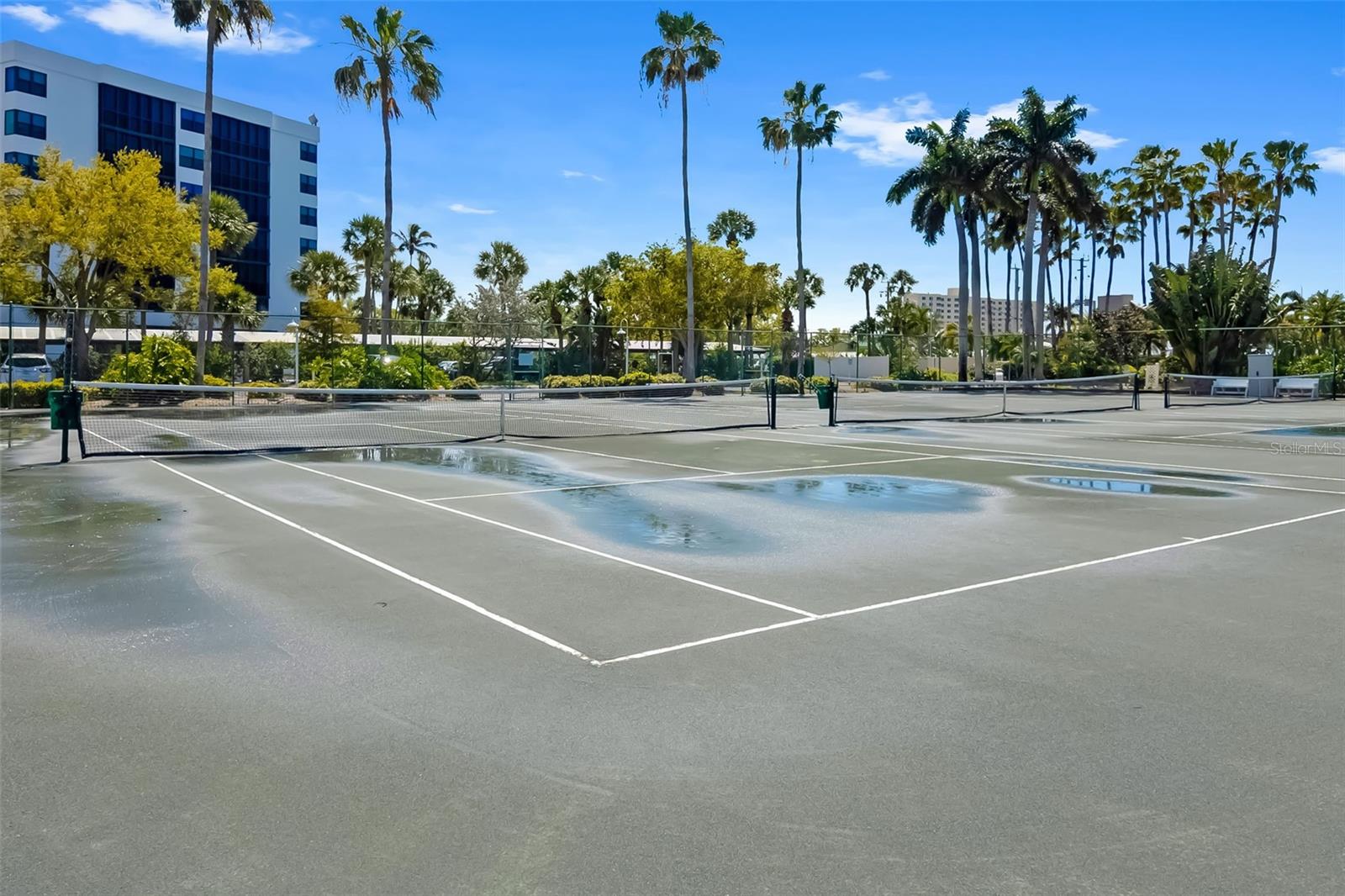 Image 53 of 64 For 1280 Dolphin Bay Way 504