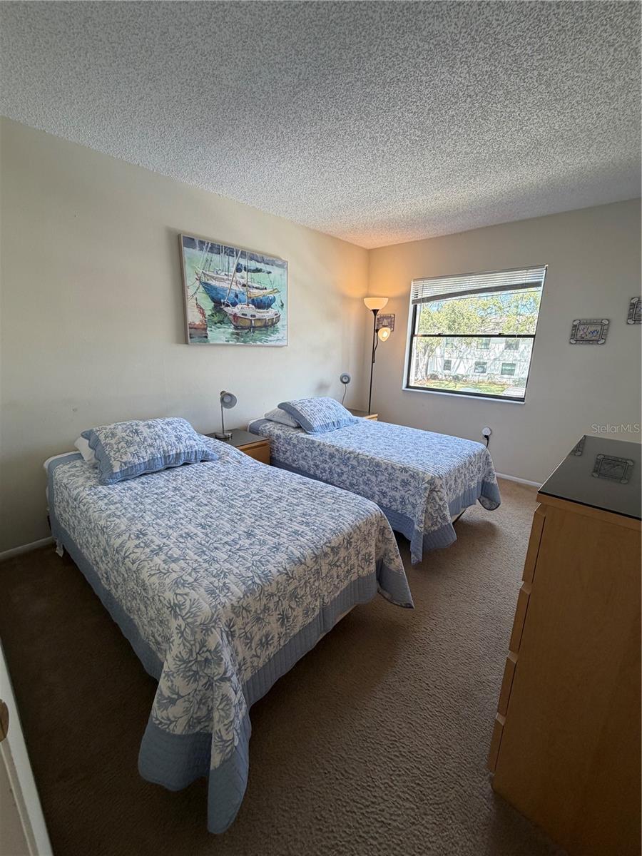 Image 37 of 38 For 204 Windward Place 36