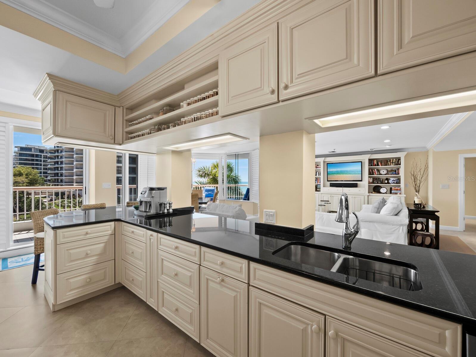 Image 13 of 45 For 455 Longboat Club Road 402