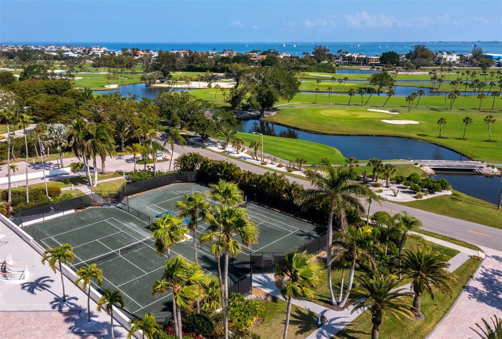 Image 40 of 45 For 455 Longboat Club Road 402