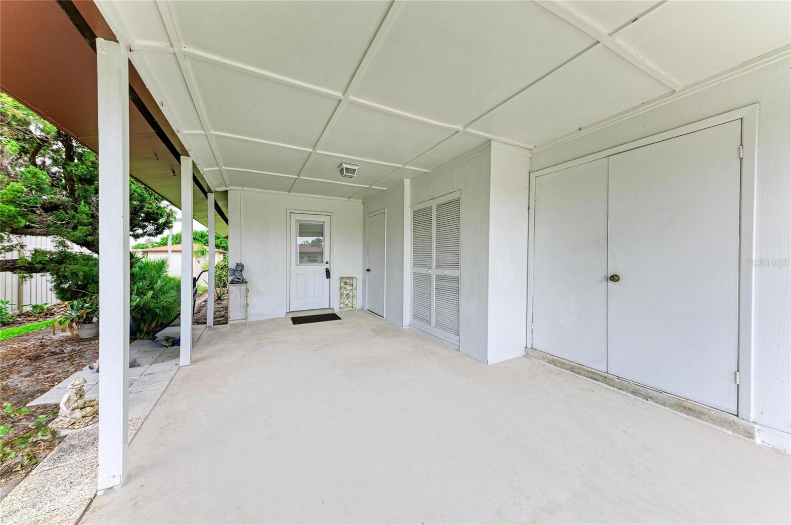 Image 5 of 31 For 3303 Chicago Avenue