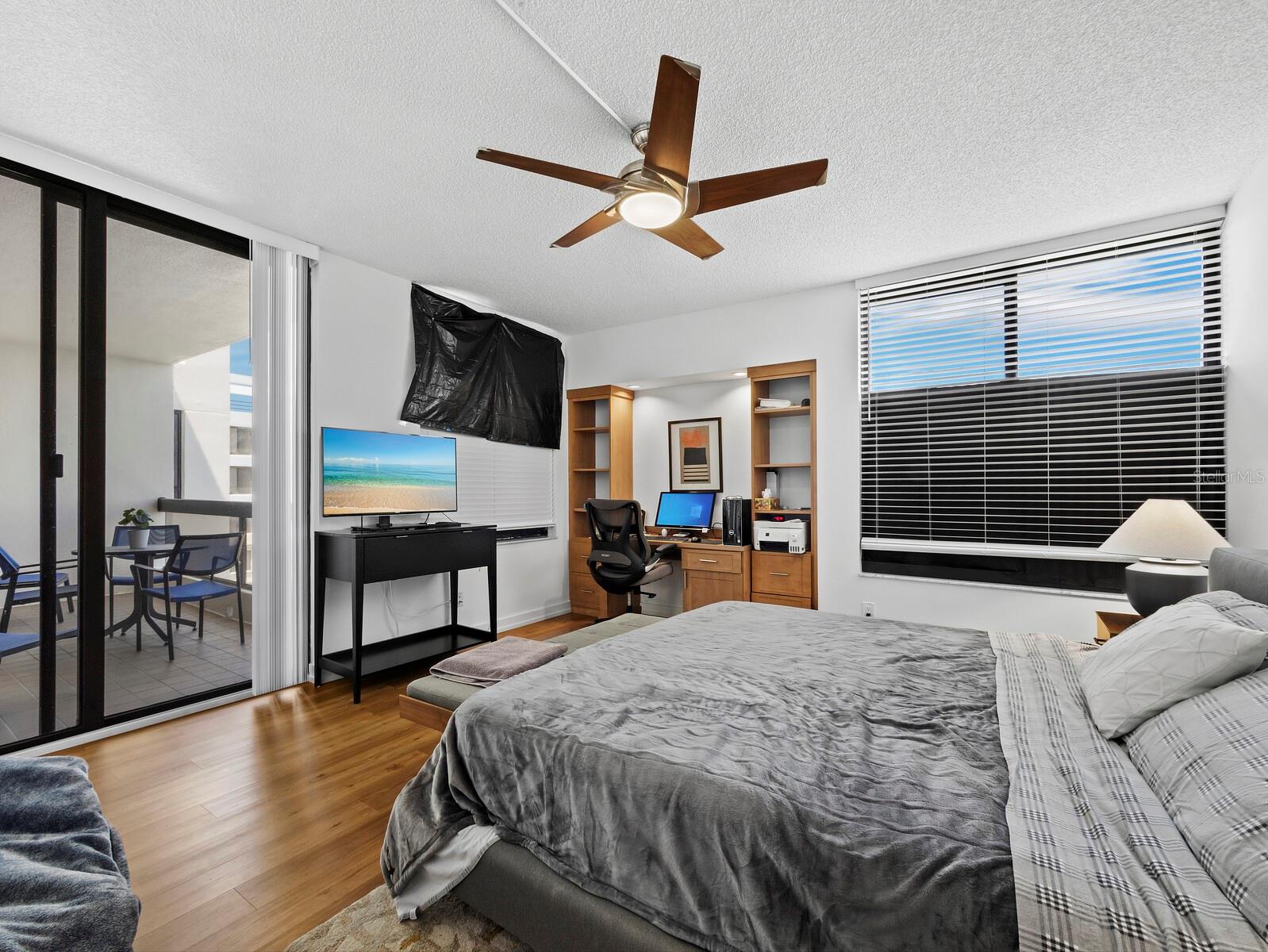 Image 12 of 50 For 1930 Harbourside Drive 145