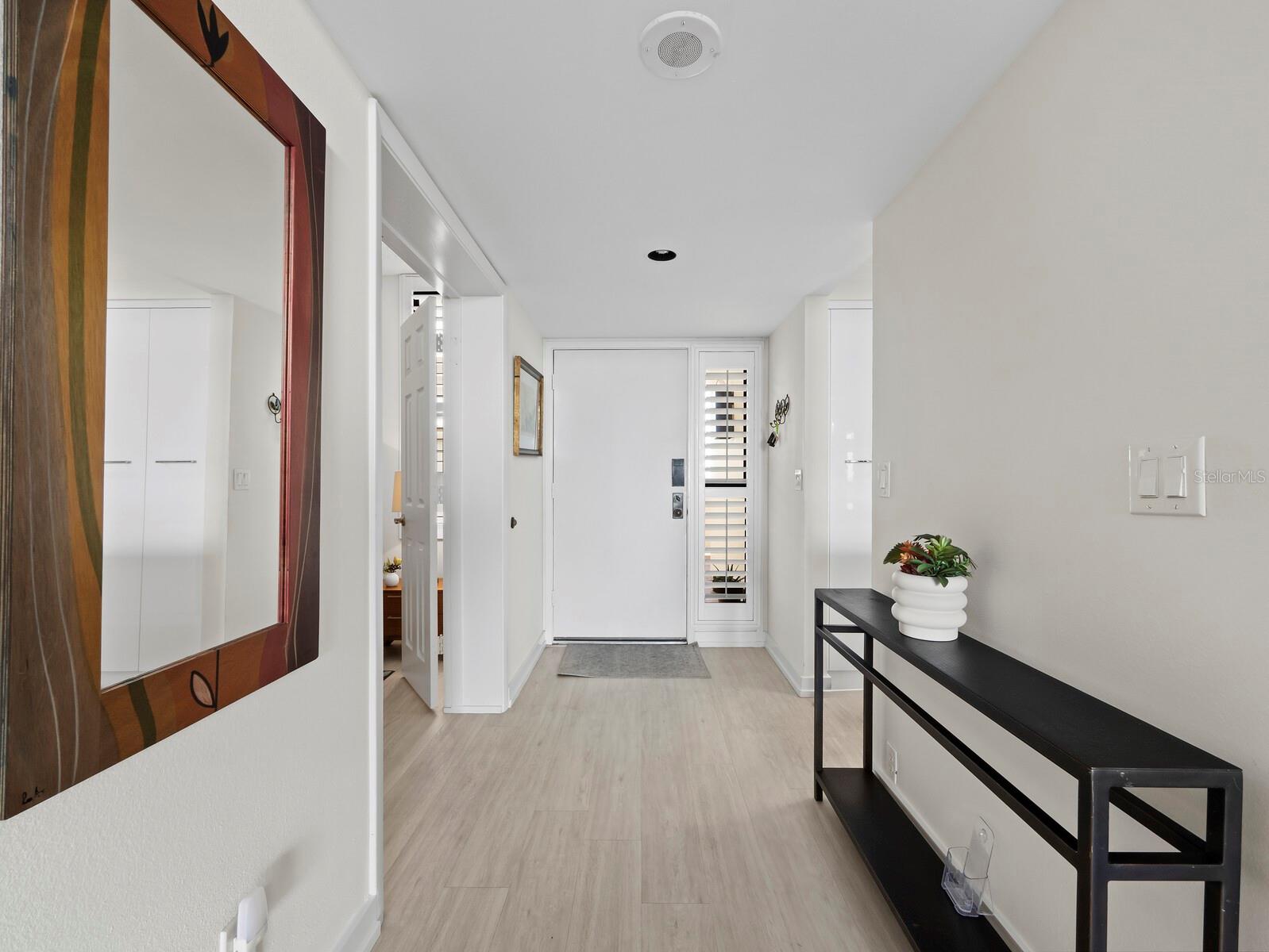 Image 21 of 50 For 1930 Harbourside Drive 145