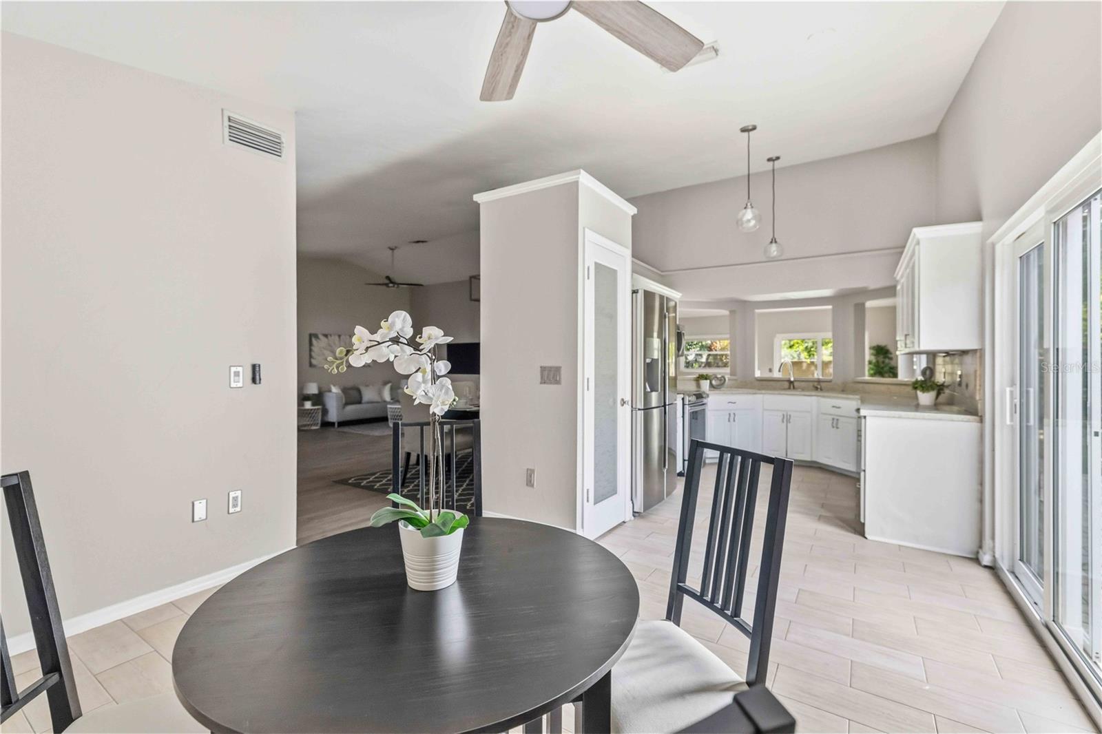 Image 11 of 28 For 7795 Pine Trace