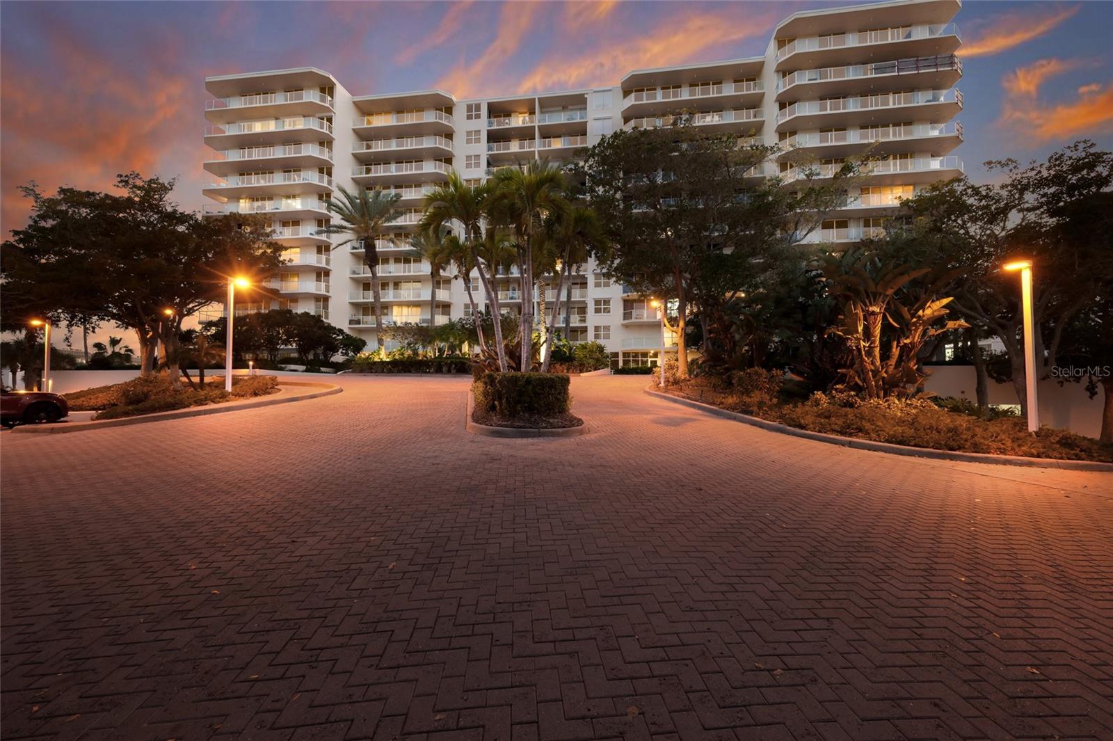 Details for 1800 Benjamin Franklin Drive B1006, SARASOTA, FL 34236