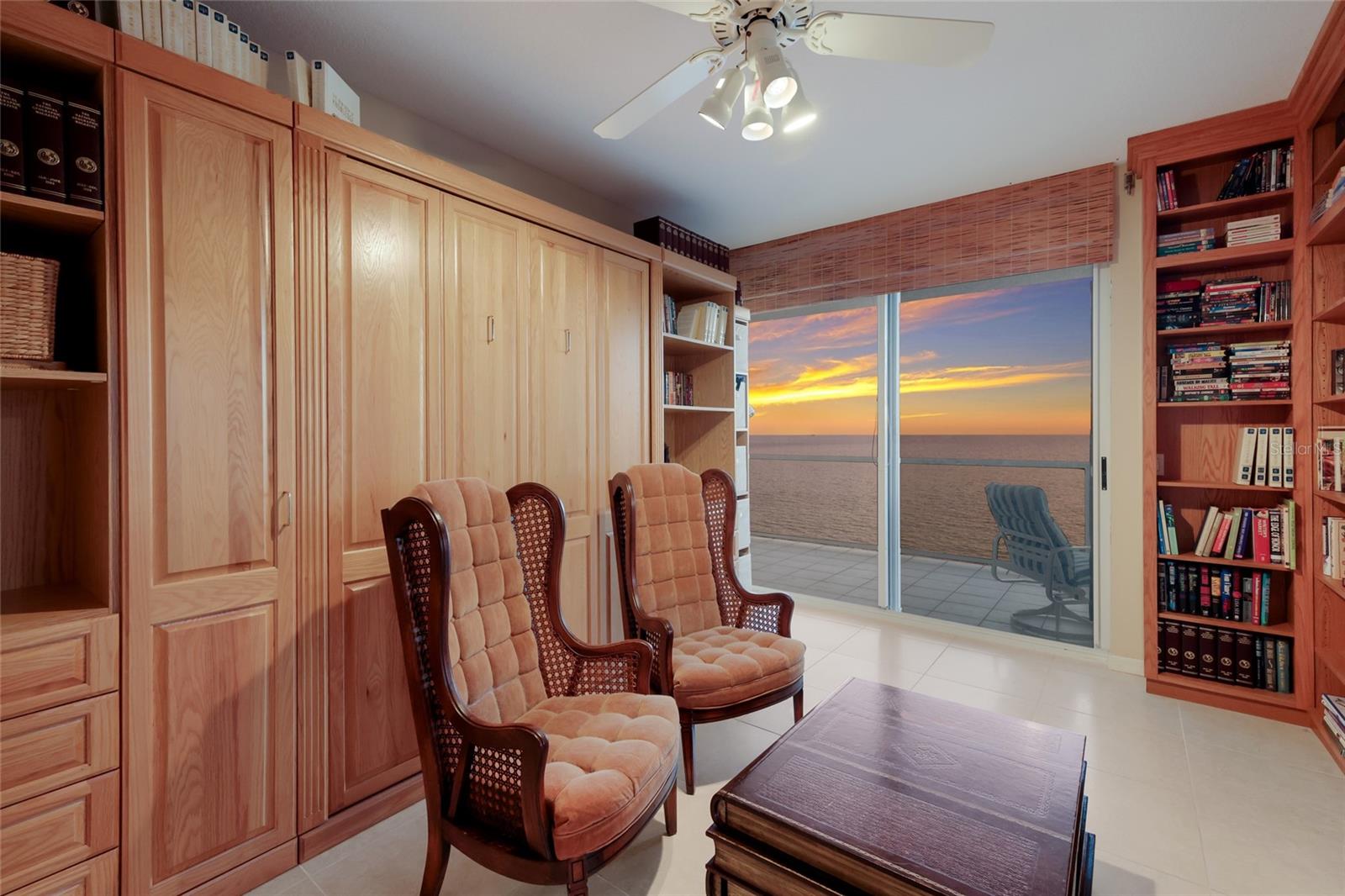 Image 20 of 66 For 1800 Benjamin Franklin Drive B1006