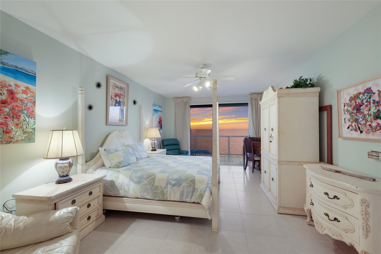 Image 26 of 66 For 1800 Benjamin Franklin Drive B1006