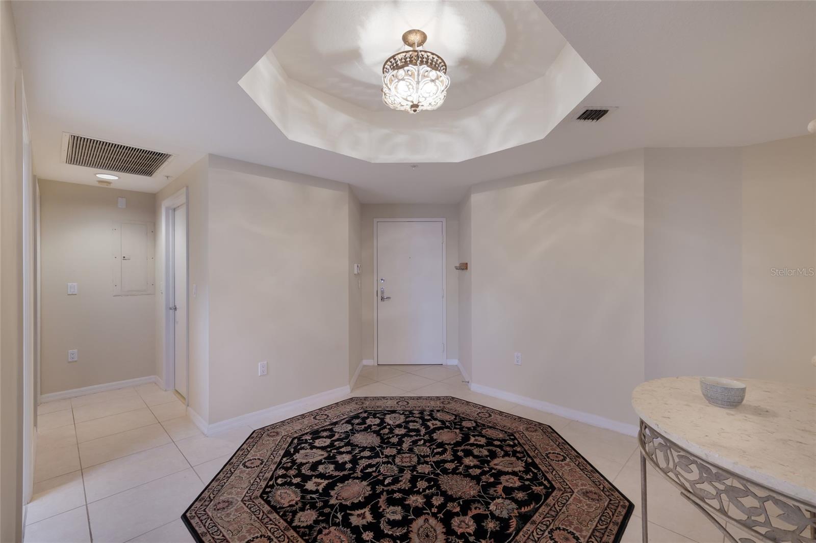 Image 5 of 66 For 1800 Benjamin Franklin Drive B1006