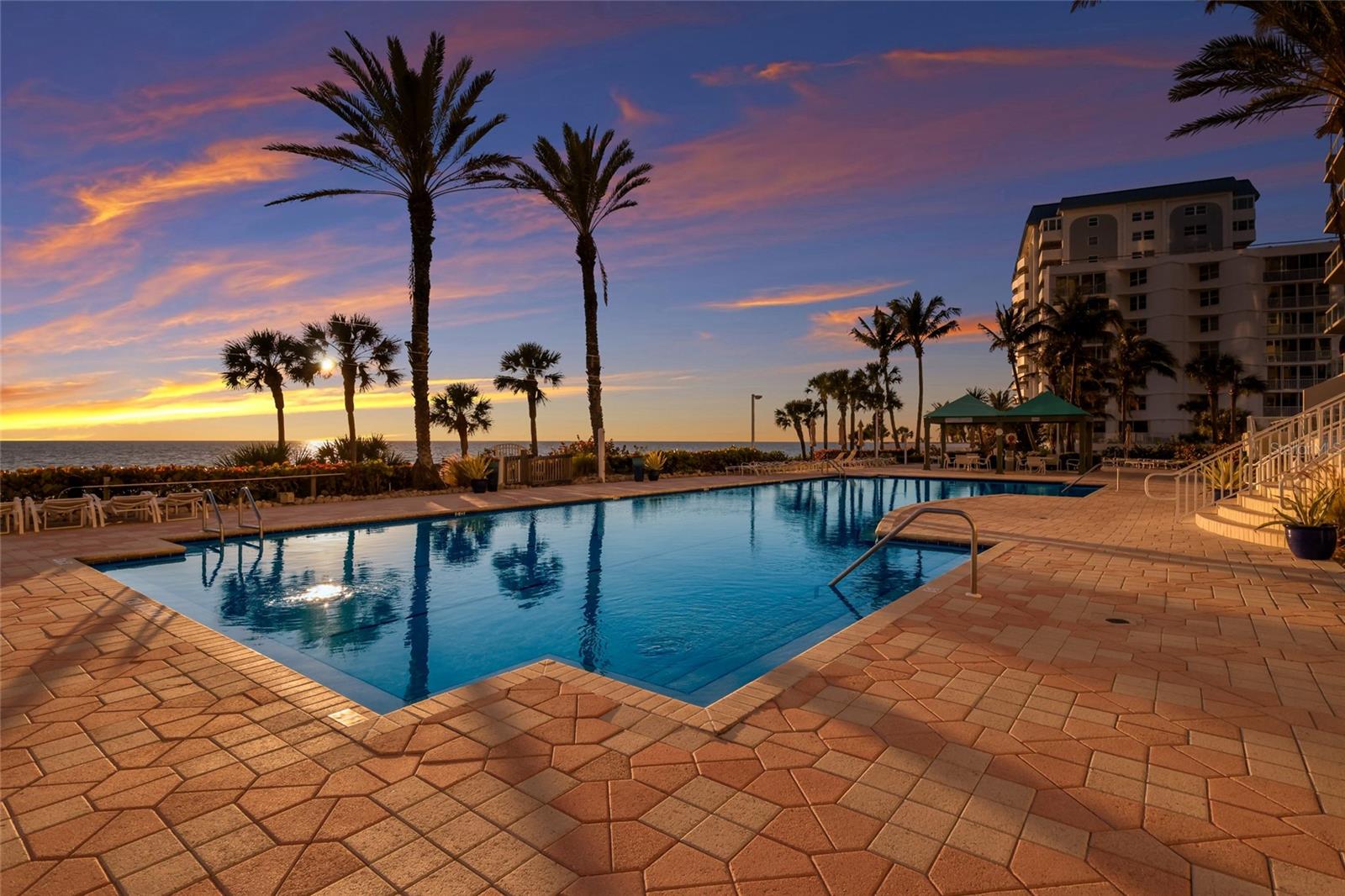 Image 55 of 66 For 1800 Benjamin Franklin Drive B1006