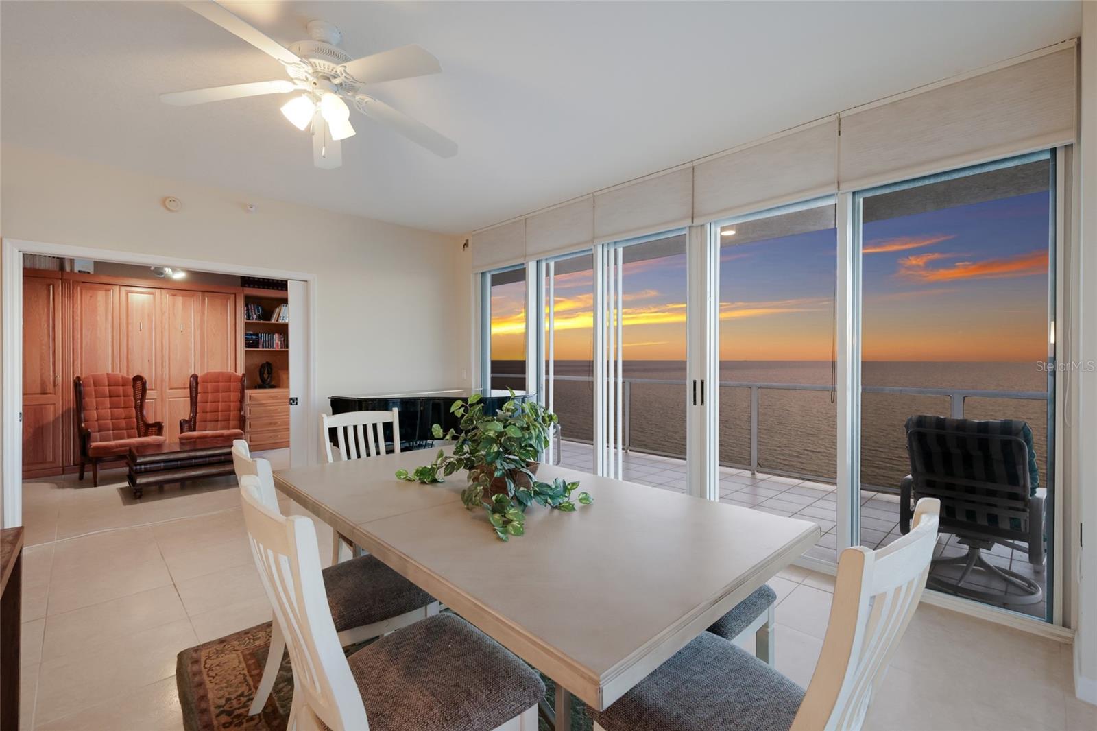 Image 9 of 66 For 1800 Benjamin Franklin Drive B1006