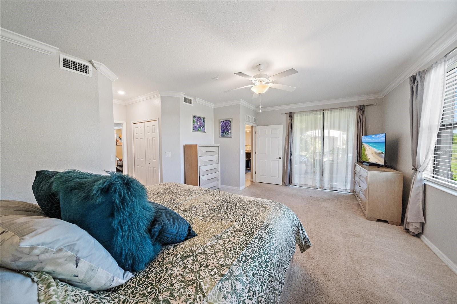 Image 33 of 58 For 18027 Gawthrop Drive 101