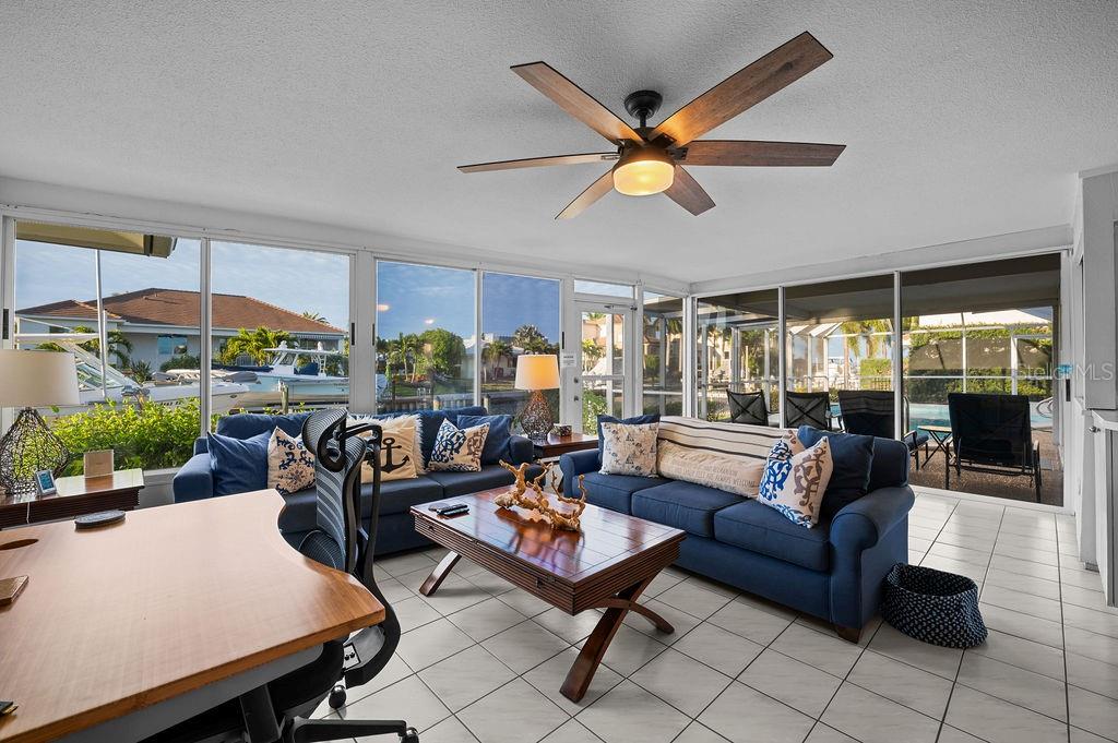 Image 10 of 49 For 561 Birdie Lane