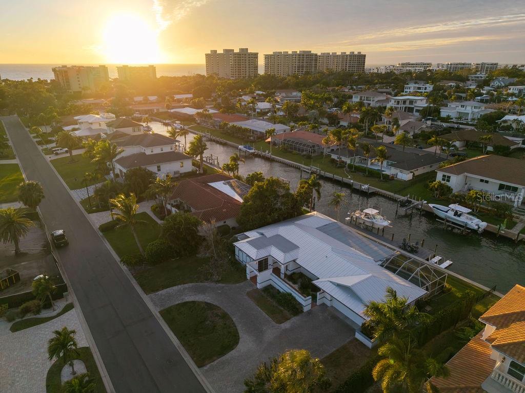 Image 34 of 49 For 561 Birdie Lane