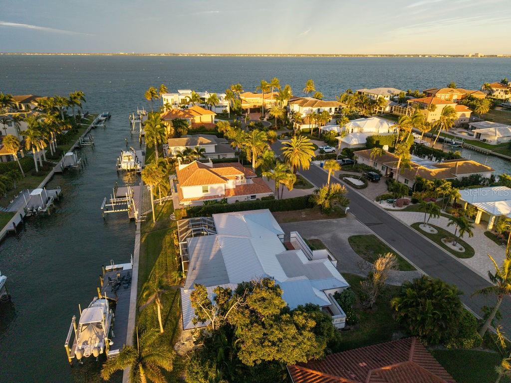 Image 36 of 49 For 561 Birdie Lane