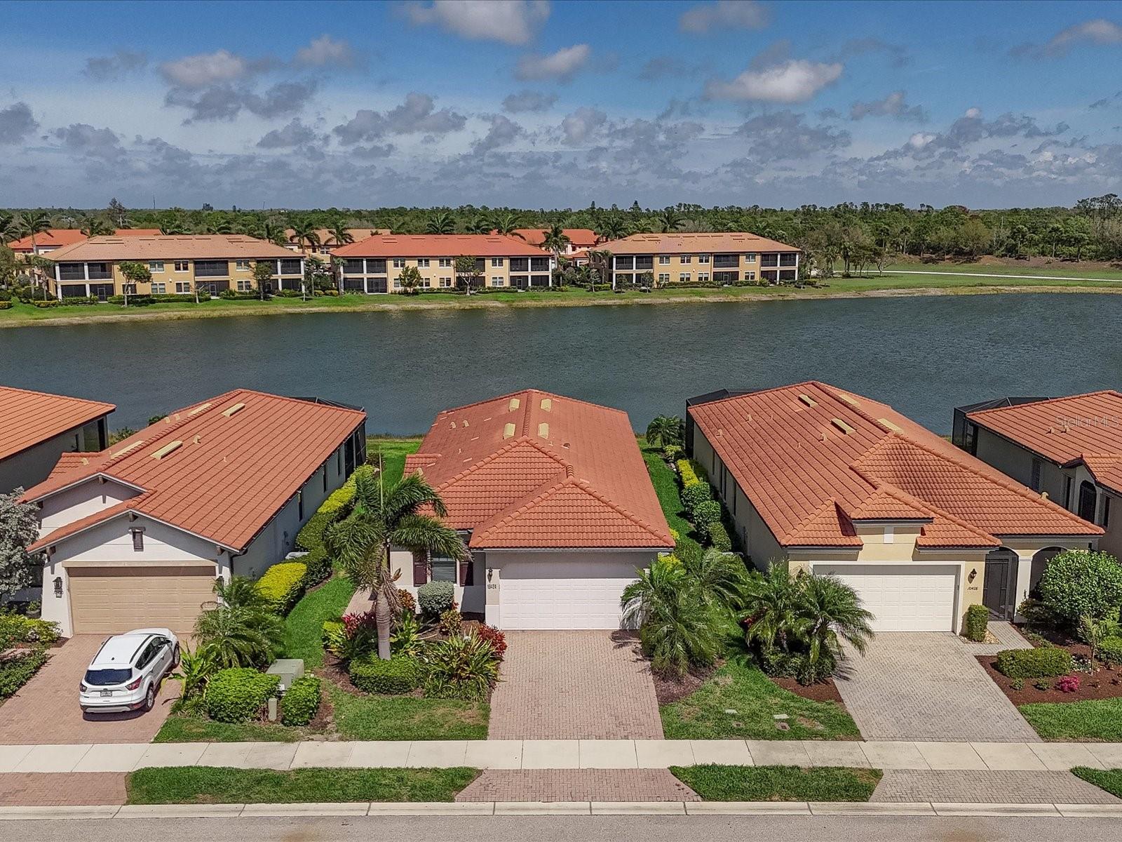 Image 2 of 62 For 10424 Crooked Creek Drive