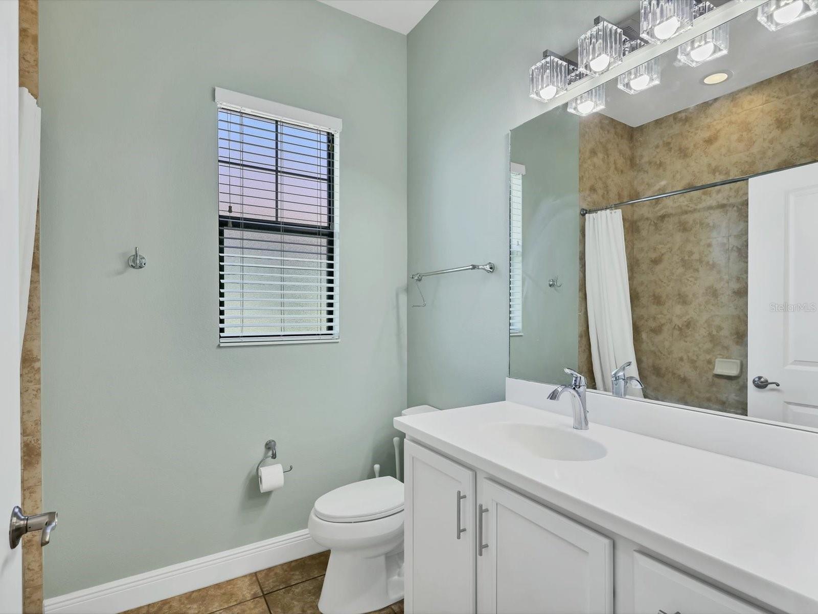 Image 28 of 62 For 10424 Crooked Creek Drive