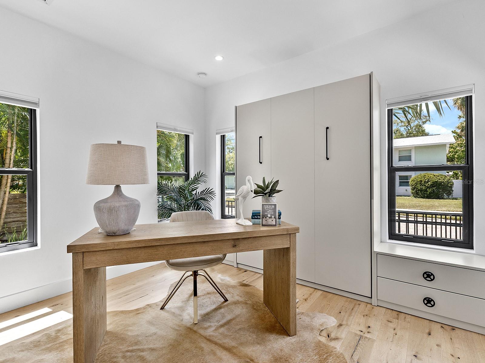 Image 14 of 32 For 617 Madison Court