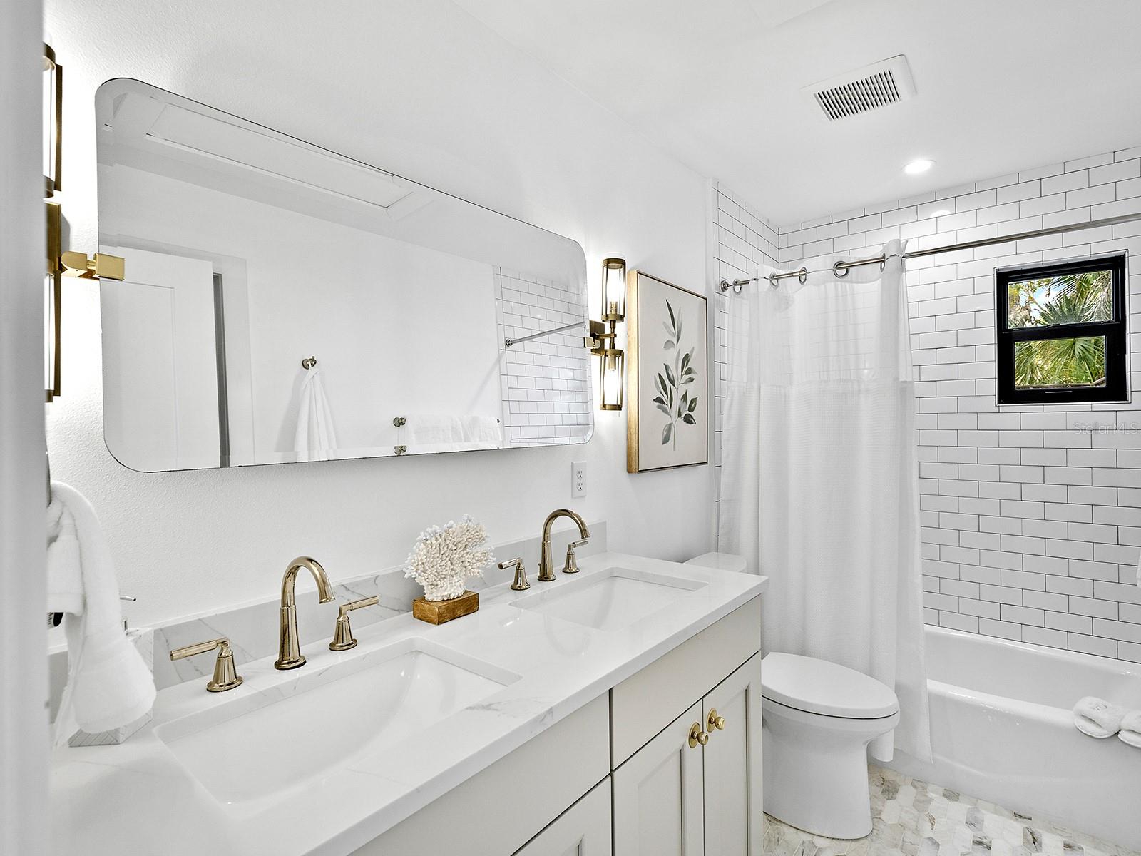 Image 21 of 32 For 617 Madison Court