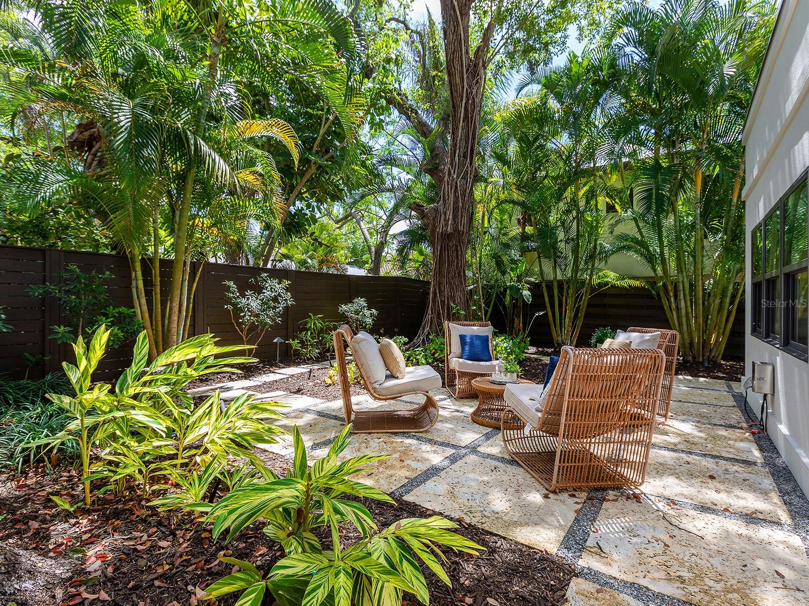 Image 25 of 32 For 617 Madison Court