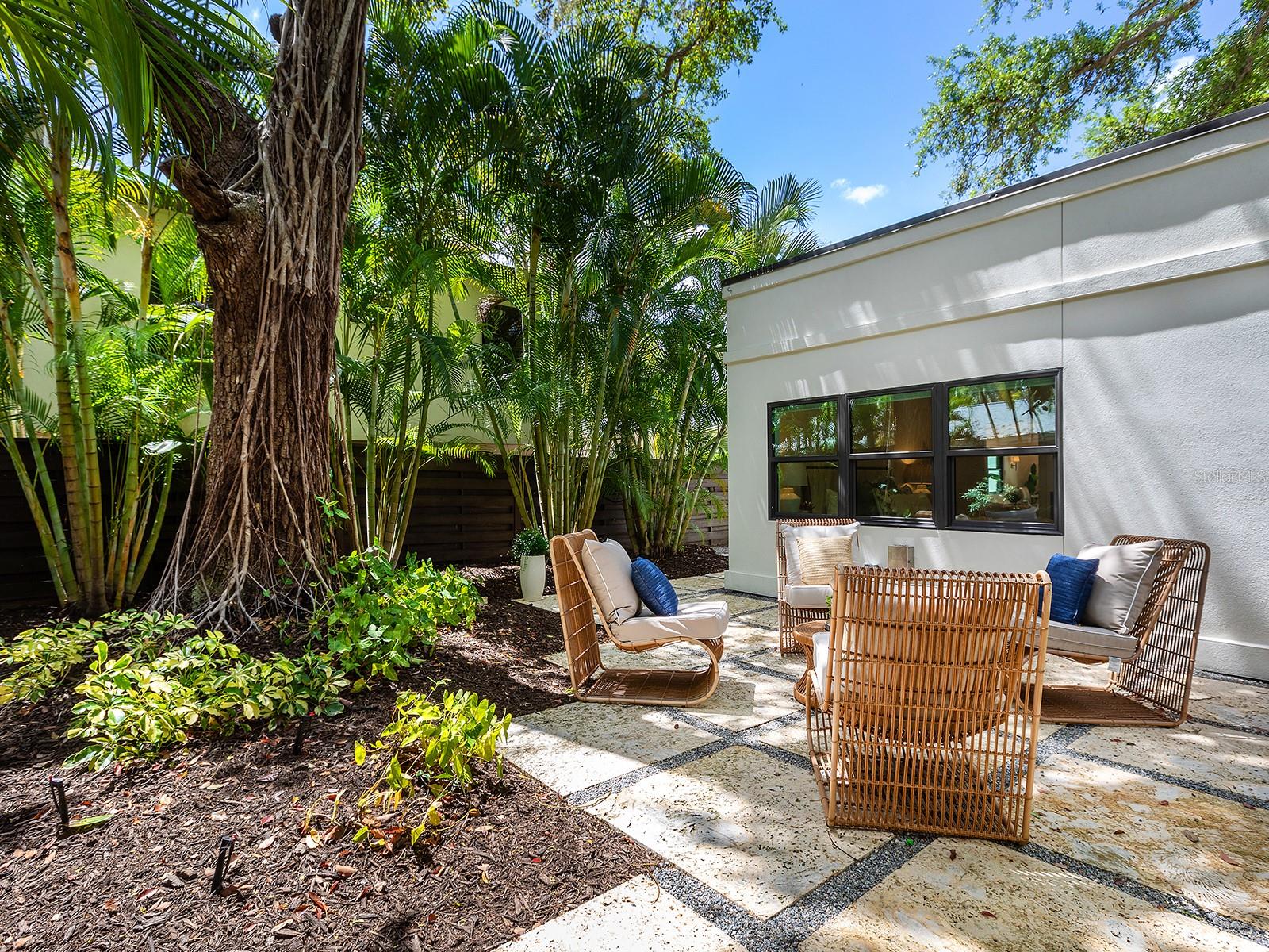 Image 26 of 32 For 617 Madison Court