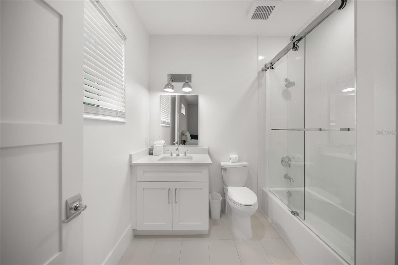 Image 20 of 57 For 3319 Osprey Avenue