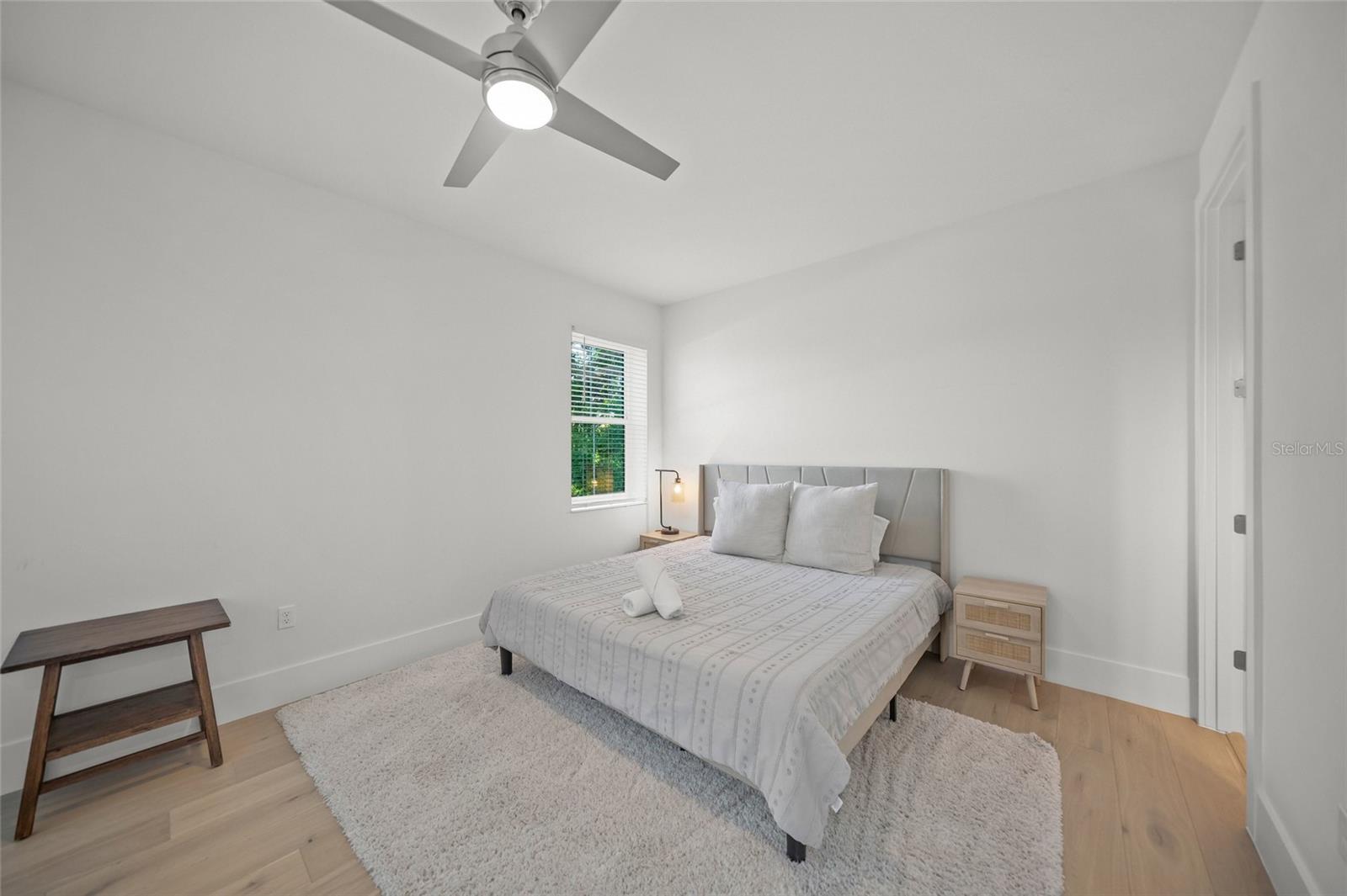 Image 28 of 57 For 3319 Osprey Avenue