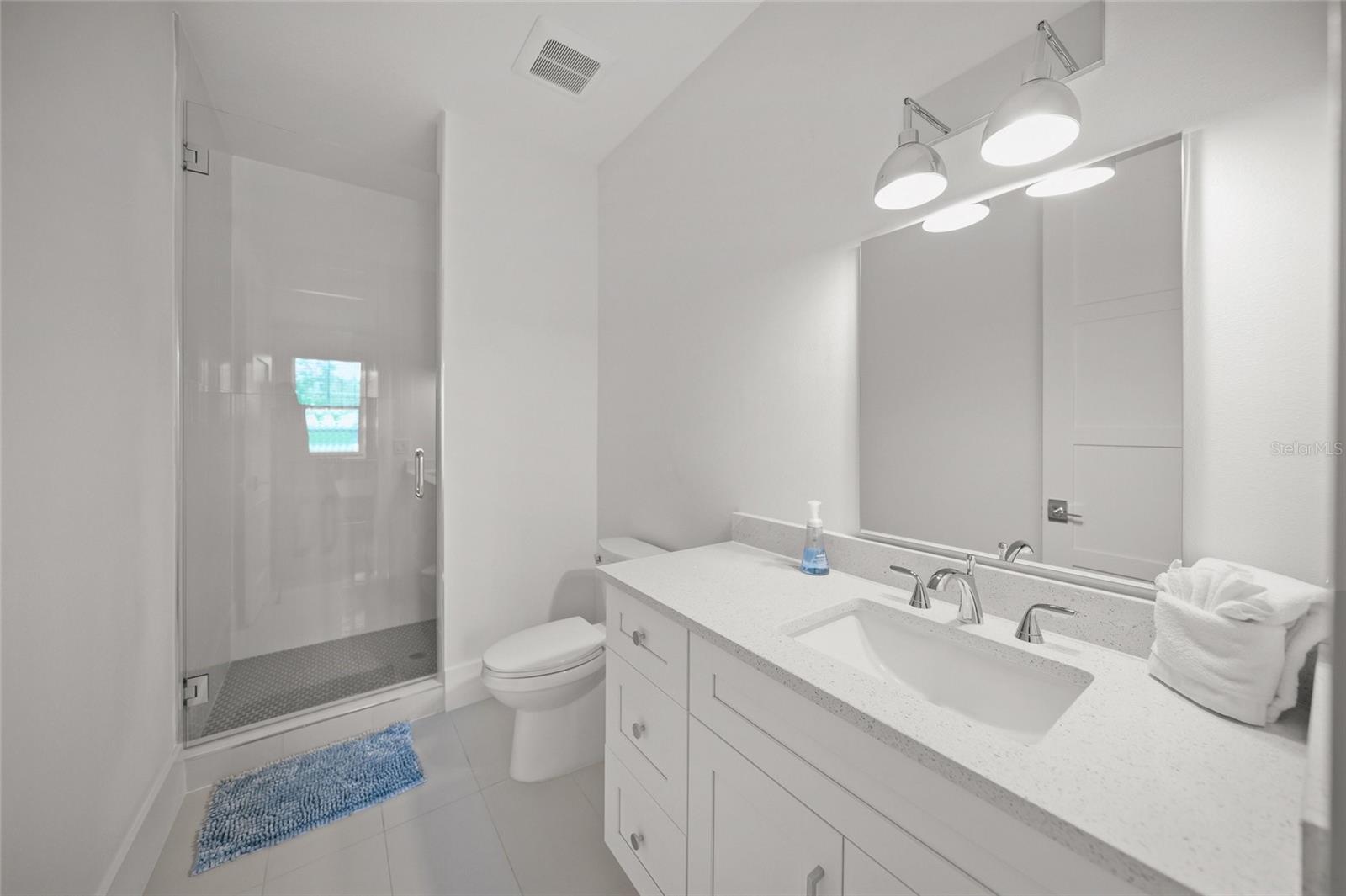 Image 29 of 57 For 3319 Osprey Avenue