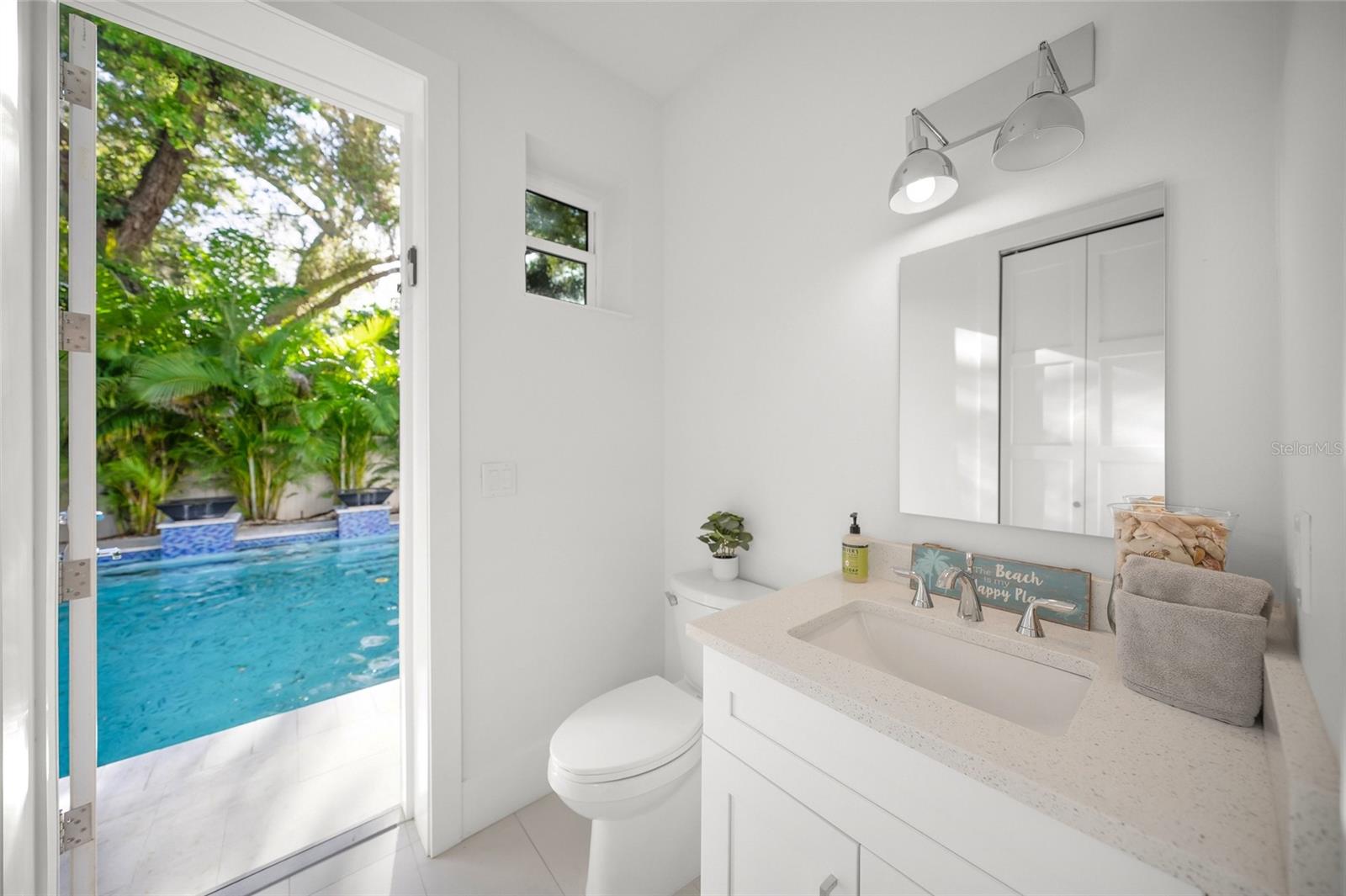 Image 31 of 57 For 3319 Osprey Avenue