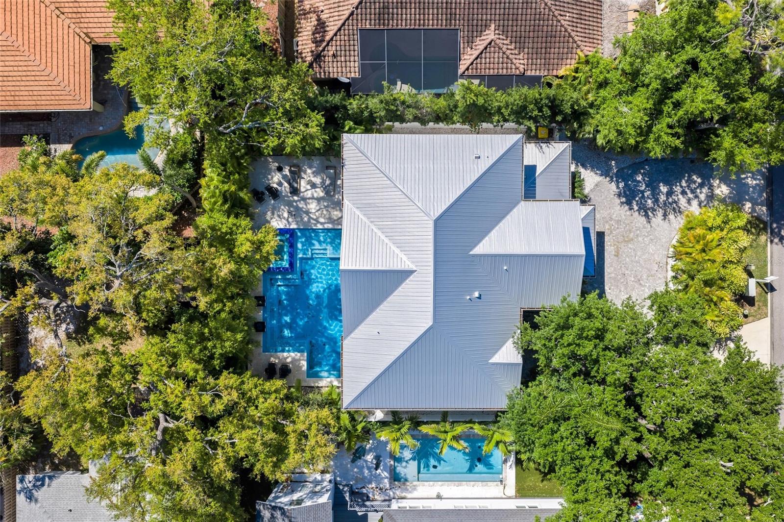 Image 33 of 57 For 3319 Osprey Avenue