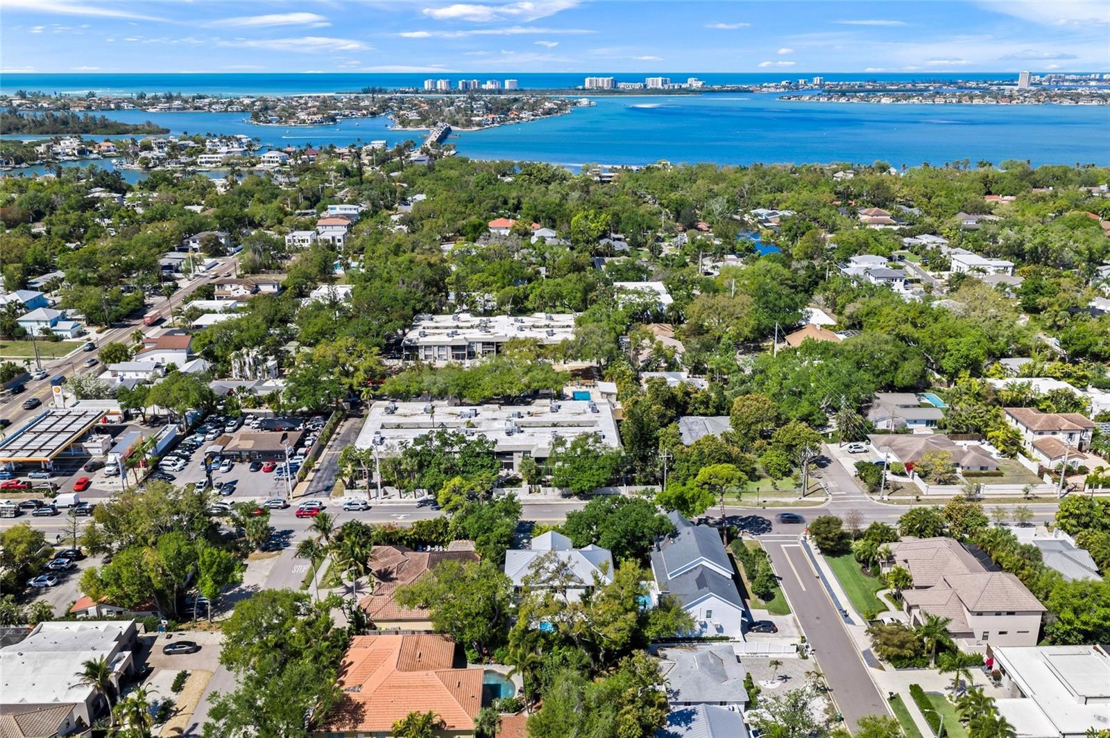 Image 46 of 57 For 3319 Osprey Avenue