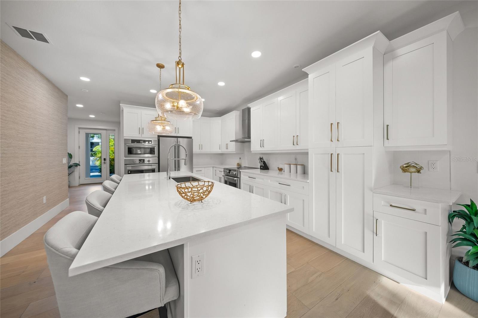 Image 8 of 57 For 3319 Osprey Avenue