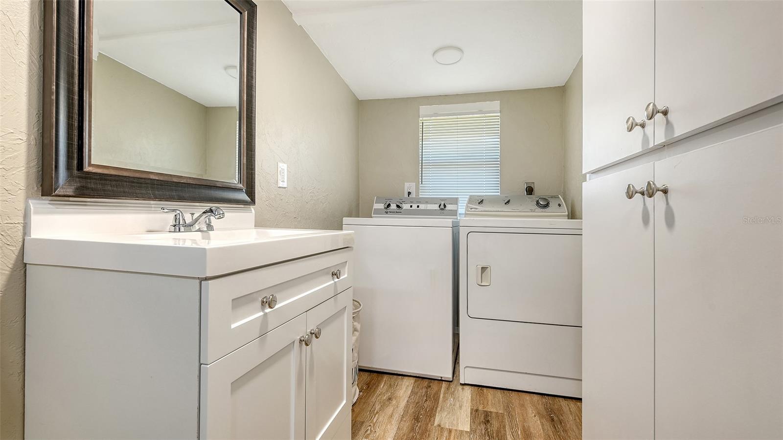 Listing photo id 42 for 3818 Gocio Road